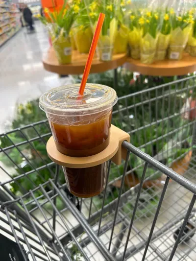 Alışveriş Arabası Bardaklığı — Dayanıklı Plastik