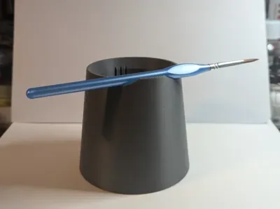 Boya Suyu Kabı — Dayanıklı Plastik