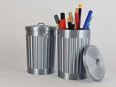 Çöp Kovası Kalemlik — Sert Plastik