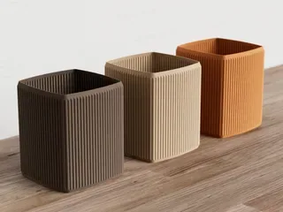 Mini Masa Çöp Kutusu — Sert Plastik