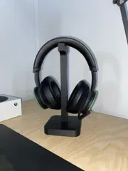 Minimalist Kulaklık Standı — Sert Plastik