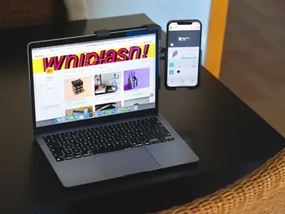 Monitör Kelepçeli Telefon Tutucu — Dayanıklı Plastik