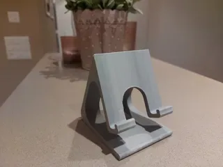 Üniversal Telefon Standı V2 — Sert Plastik