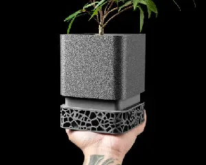 Voronoi Kare Saksı — Sert Plastik