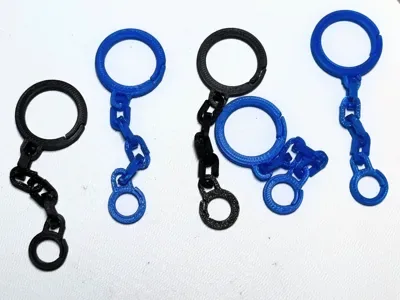 Zincirli Anahtarlık Halkası — Dayanıklı Plastik